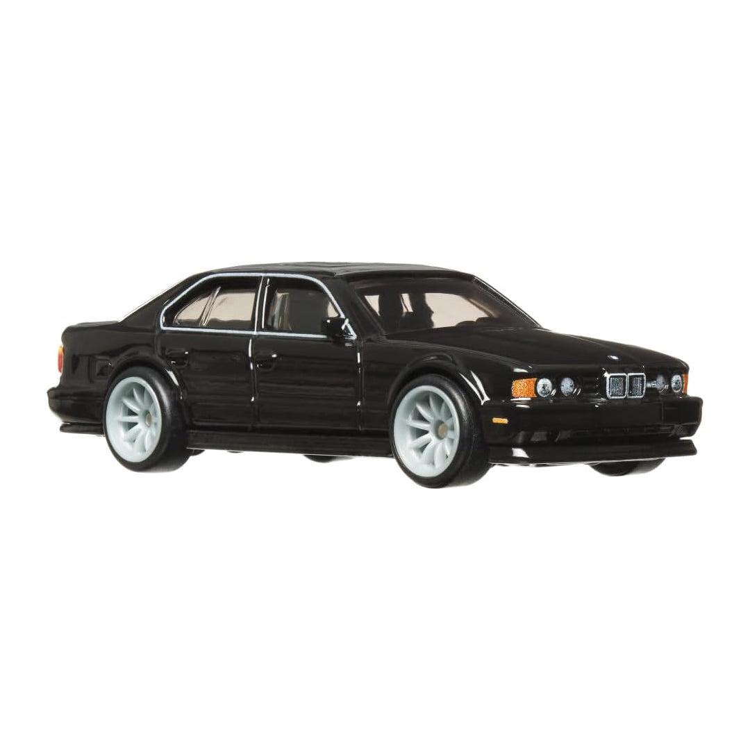 Hot Wheels HKD28 Fast and Furious BMW M5 Vehicle Toy